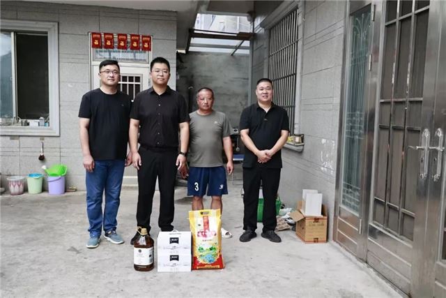 16492116128195610_33.jpg 16492116128195610_33.jpg